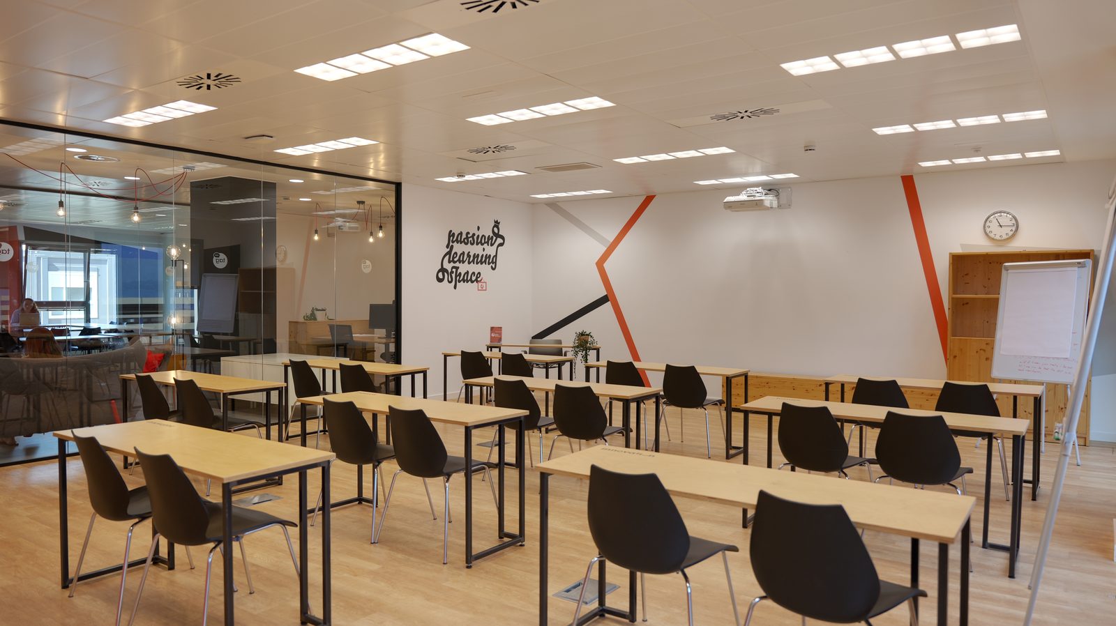 Fotografía de sala de formación Barcelona